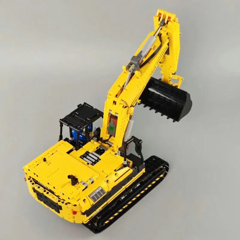 Mould King MOC Motorized Building Block Set: RC Link Belt 250 Excavator Truck 13112, Model K13112