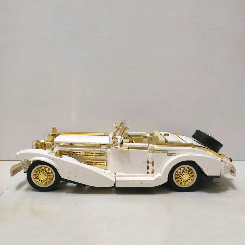 Mould King MOC Building Block Set: Retro K500 Classic Vintage Car 10003
