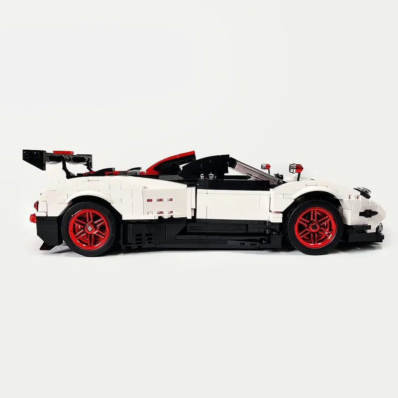 Mould King MOC Building Block Set: Zonda Cinque Roadster Racing Car 13105