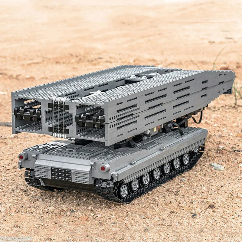 Mould King Building Block Set: RC Motorized Armored Bridge Layer Structure Car, Model 20002