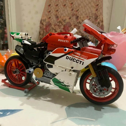 Panlos MOC Building Block Set: Bike MOC Fast Racing Motorcycle 672001