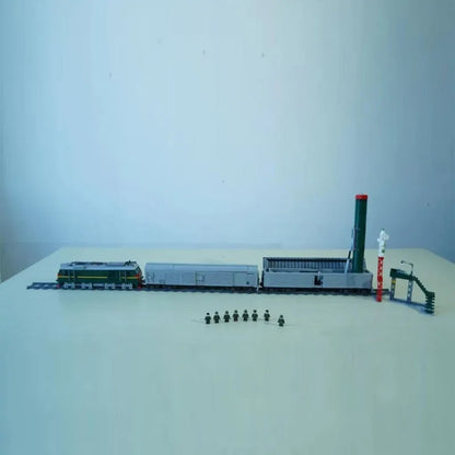 Panlos Building Block Set: WW2 Heavy Missile Train SS-24 Railway, Model 628006