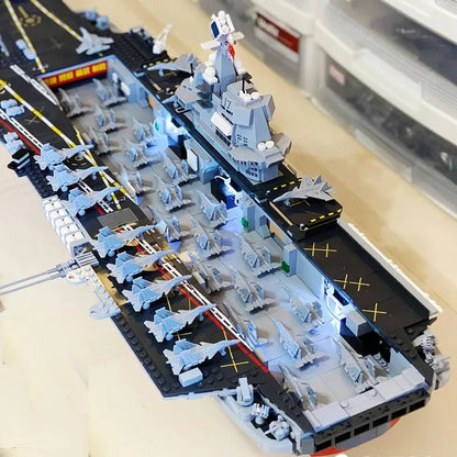 Panlos MOC Building Block Set: WW2 MOC Liaoning Aircraft Carrier, Model 688011