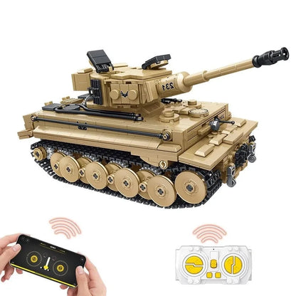 Panlos MOC Building Block Set: WW2 Motorized RC Tiger 1 Heavy Main Battle Tank, Model 676003