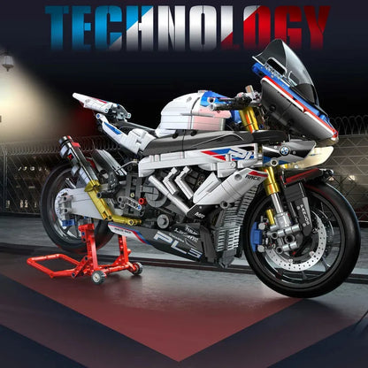 Panlos MOC Building Block Set: BMW PH4 Sport Motorcycle 672102