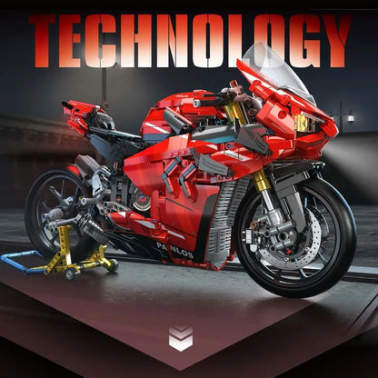 Panlos MOC Building Block Set: Ducati V4R Sport Motorcycle 672101