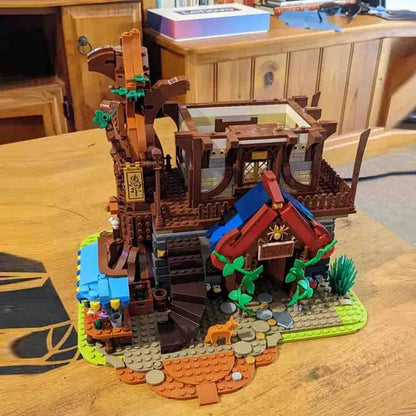 Reobrix MOC Building Block Set: Medieval Town Tree House, Model 66008