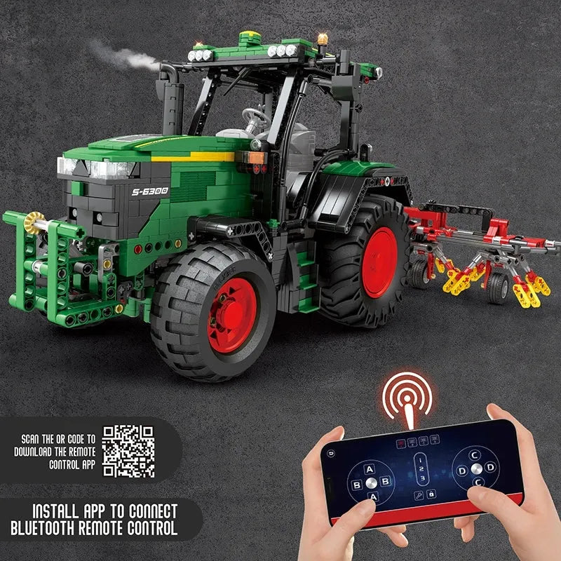 Reobrix MOC Building Block Set: RC APP Motorized Agricultural Tractor, Model RE22015