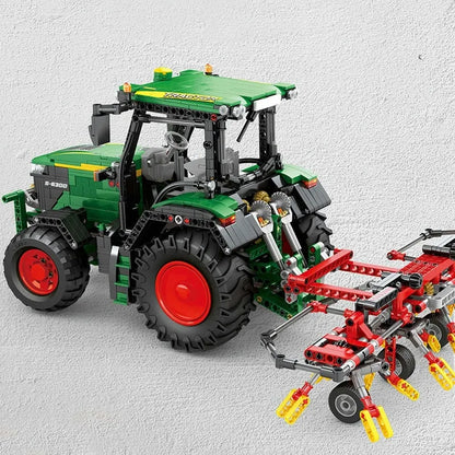 Reobrix MOC Building Block Set: RC APP Motorized Agricultural Tractor, Model RE22015
