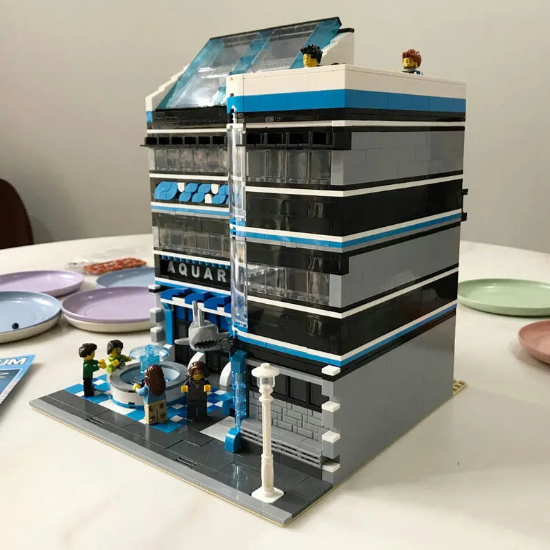 UG MOC Building Block Set: 10186 City Street Expert Ocean Museum