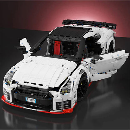 Trilumity Building Block Set: 1: 8 Nissan R35 GTR, Perfectly Restore Details, Additional Engine Model (4098Piece)