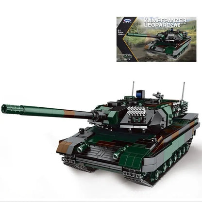 Xingbao Building Block Set: WW2 German Kampfpanzer Leopard 2A6 Battle Tank, Model XB06040