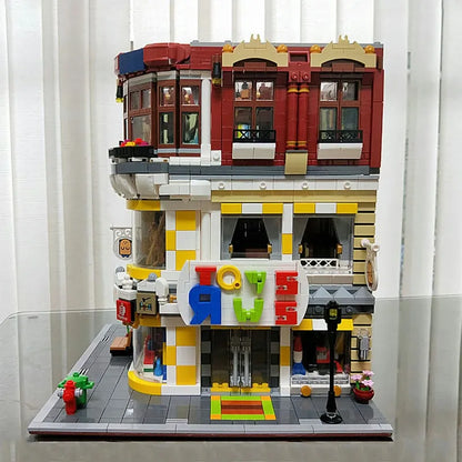 Xingbao MOC Building Block Set: and Bookstore Shop, Model XB01006