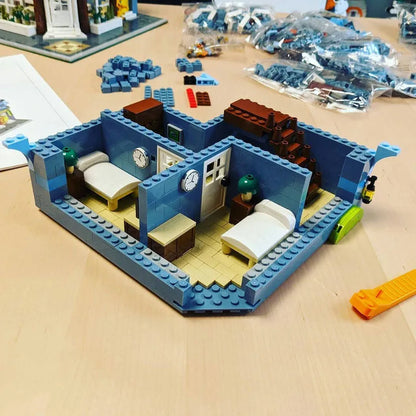 Xingbao MOC Building Block Set: Street City Expert Europa Dining Room, Model XB01007