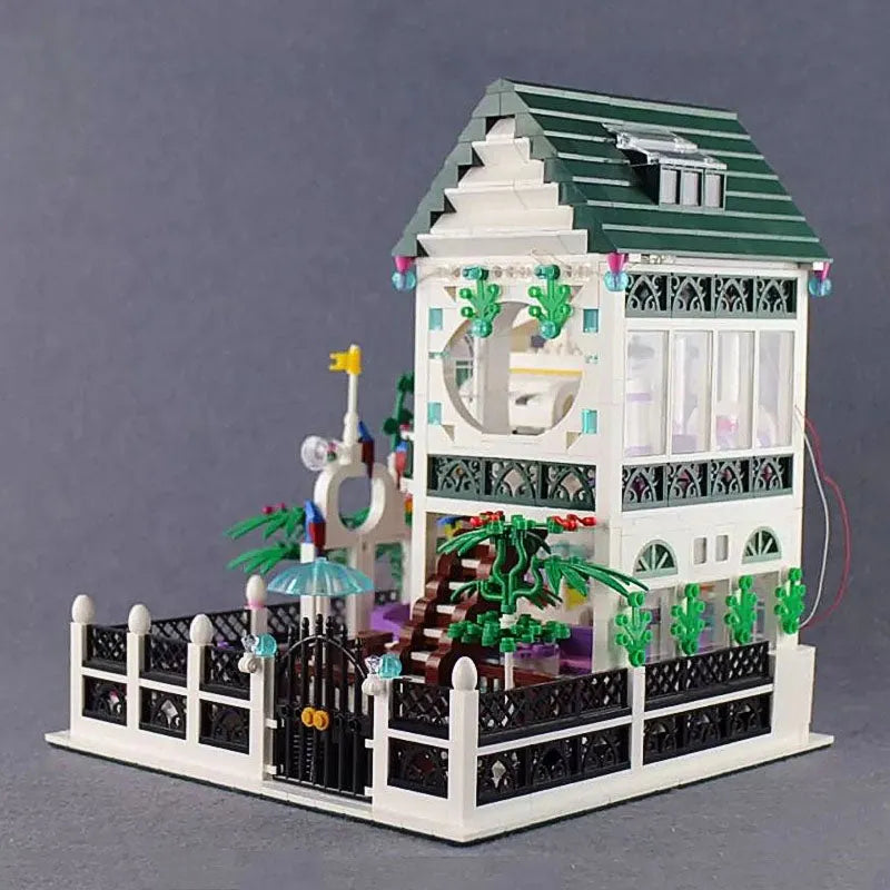 Xingbao MOC Building Block Set: Street Expert City Romantic House, Model XB01202