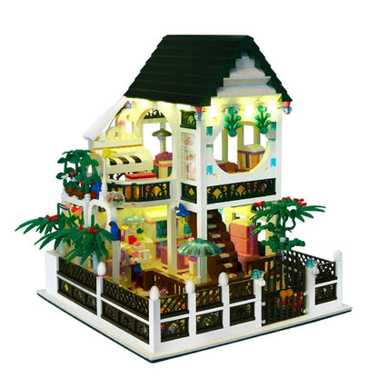 Xingbao MOC Building Block Set: Street Expert City Romantic House, Model XB01202