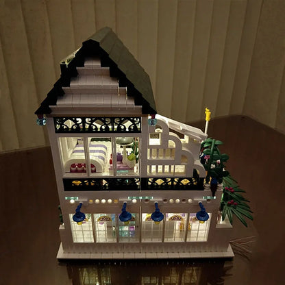 Xingbao MOC Building Block Set: Street Expert City Romantic House, Model XB01202