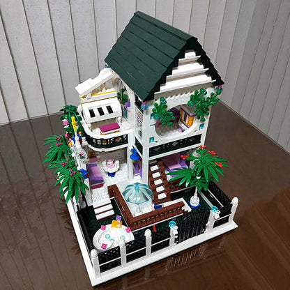 Xingbao MOC Building Block Set: Street Expert City Romantic House, Model XB01202
