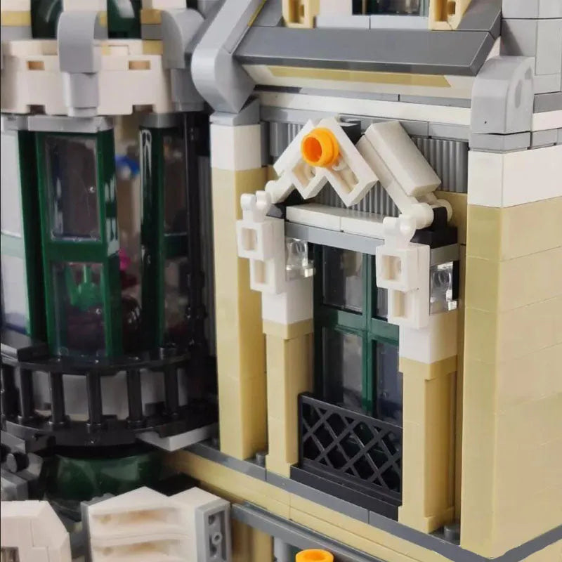 ZHEGAO MOC Building Block Set: European Mall, Model QL-0922