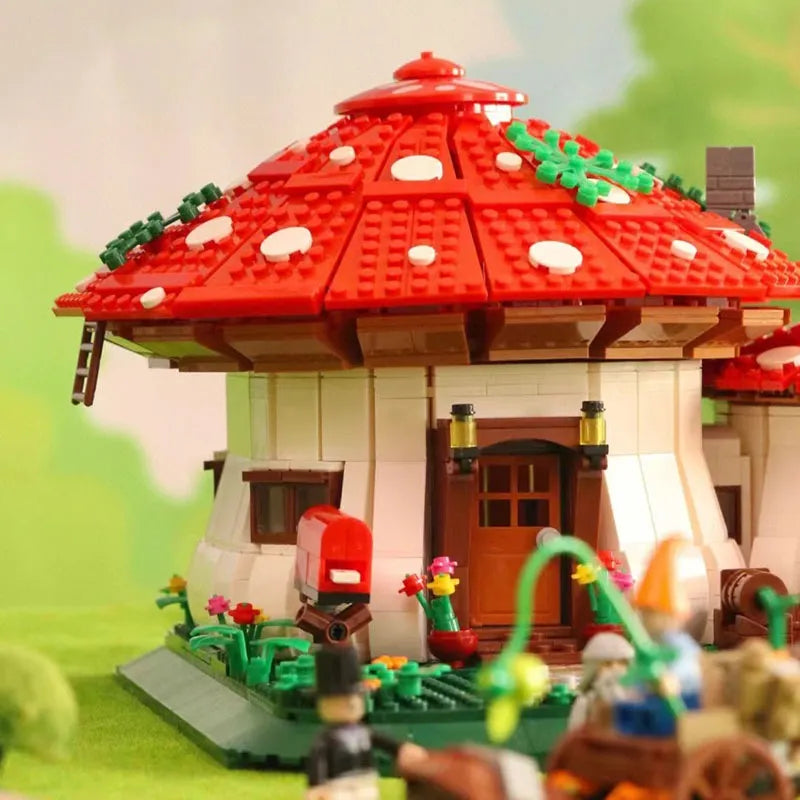 ZHEGAO MOC Building Block Set: Mushroom House MINI, Model 01016
