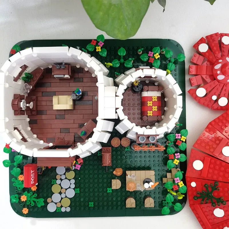 ZHEGAO MOC Building Block Set: Mushroom House MINI, Model 01016