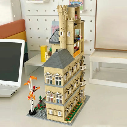 ZHEGAO MOC Building Block Set: Experts MOC Fun House MINI 01006