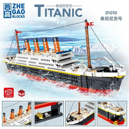 ZHEGAO MOC Building Block Set: 01010 Titanic Steam RMS Ship MINI, Model QL-01010