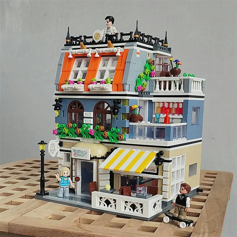 ZHEGAO MOC Building Block Set: Garden Hotel 0940, Model QL 0940