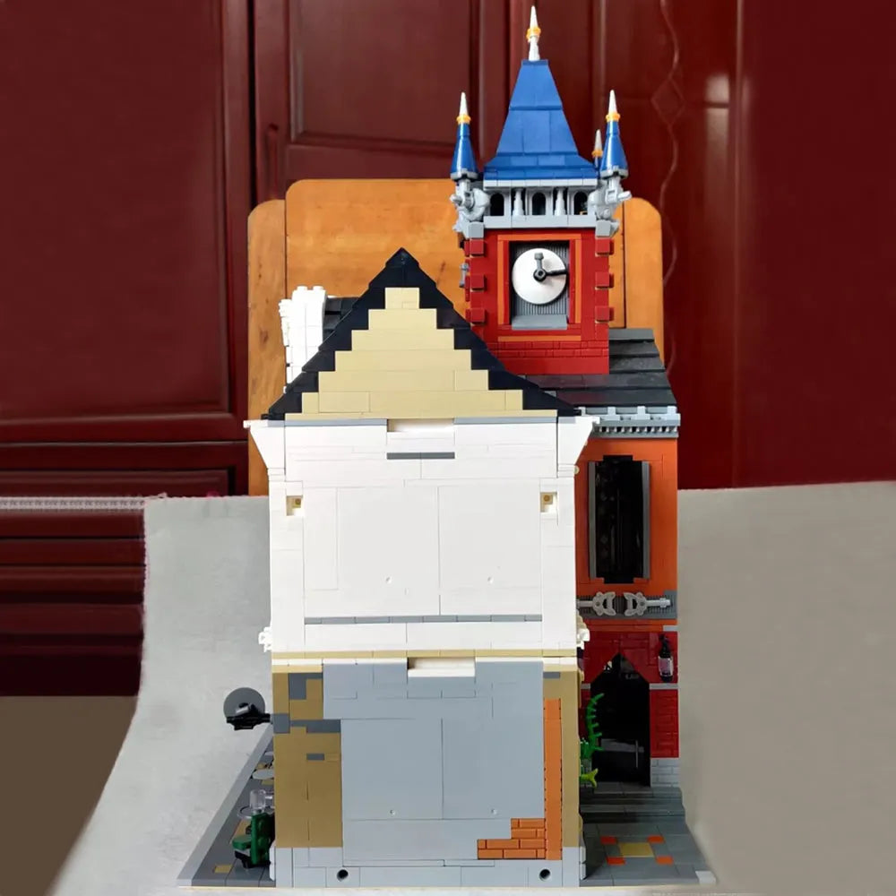 ZHEGAO MOC Building Block Set: Old Town Pub 0924, Model QL 0924