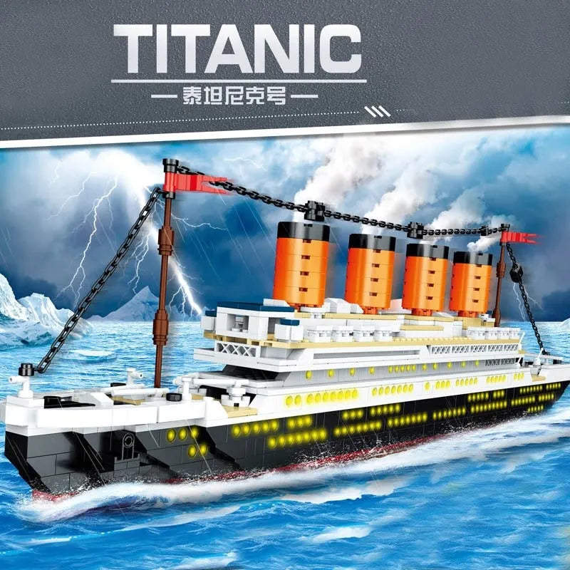 ZHEGAO MOC Building Block Set: RMS Titanic Steam Boat Ship, Model QL0958